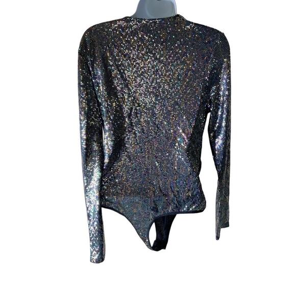ASTR Lipsy Metallic Bodysuit Women's Size Large Glitter Disco Sequin Silver Top - Picture 3 of 11